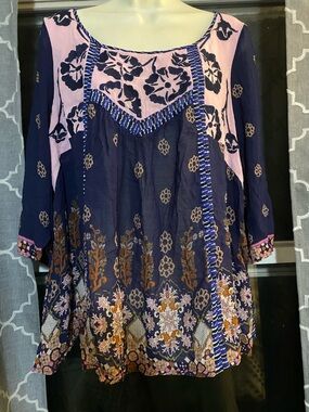 Anthropologie Floreat Navy and Pink Floral Boho Tunic Top! Large!